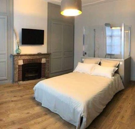 Les Chambres Berguoises Chambre Rez-De-Chaussee Au Coeur De بيرج المظهر الخارجي الصورة